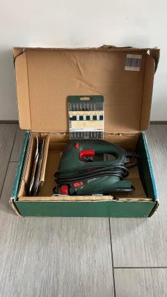 Location : scie sauteuse Location : scie sauteuse