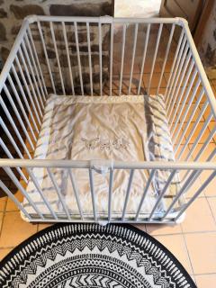 Location : parc bebe Location : parc bebe