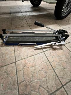 Location : carrelette Location : carrelette