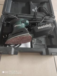 Location : ponceuse Location : ponceuse