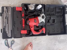 Location : perforateur Location : perforateur