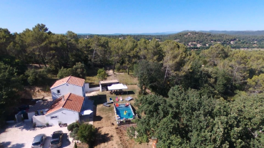 Location : piscine Location : piscine