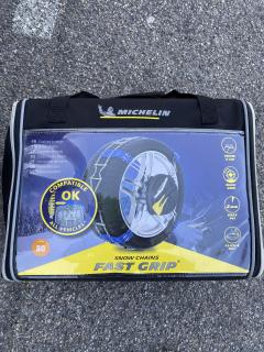 Location : chaine a neige Location : chaine a neige