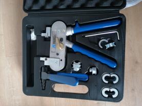 Location : pince a sertir Location : pince a sertir