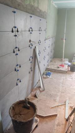 Service : pose de carrelage Service : pose de carrelage