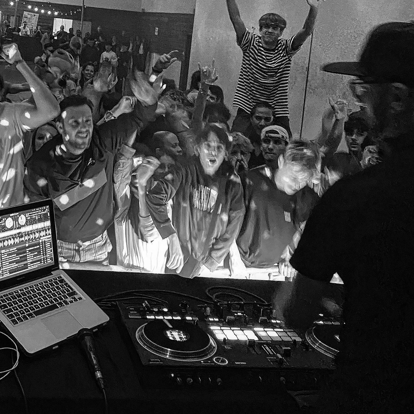 Service dj 64 entre particuliers