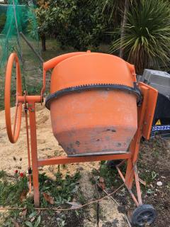 Location : betonniere Location : betonniere