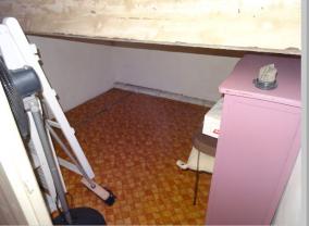 Location : stockage au grenier Location : stockage au grenier