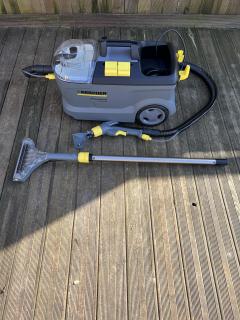 Location : shampouineuse Location : shampouineuse