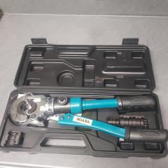 Location : pince a sertir Location : pince a sertir