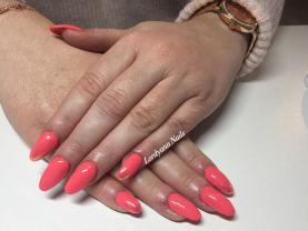 Service : prothesiste ongulaire Service : prothesiste ongulaire