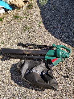 Location : aspirateur souffleur Location : aspirateur souffleur