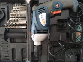 Location : perforateur Location : perforateur