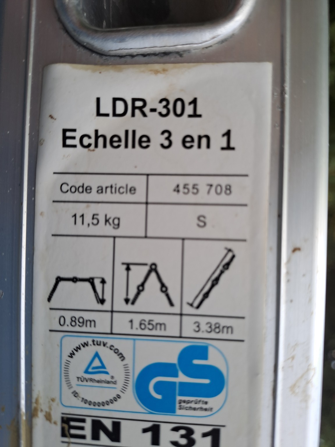 Rental Escabeau between individuals (54)