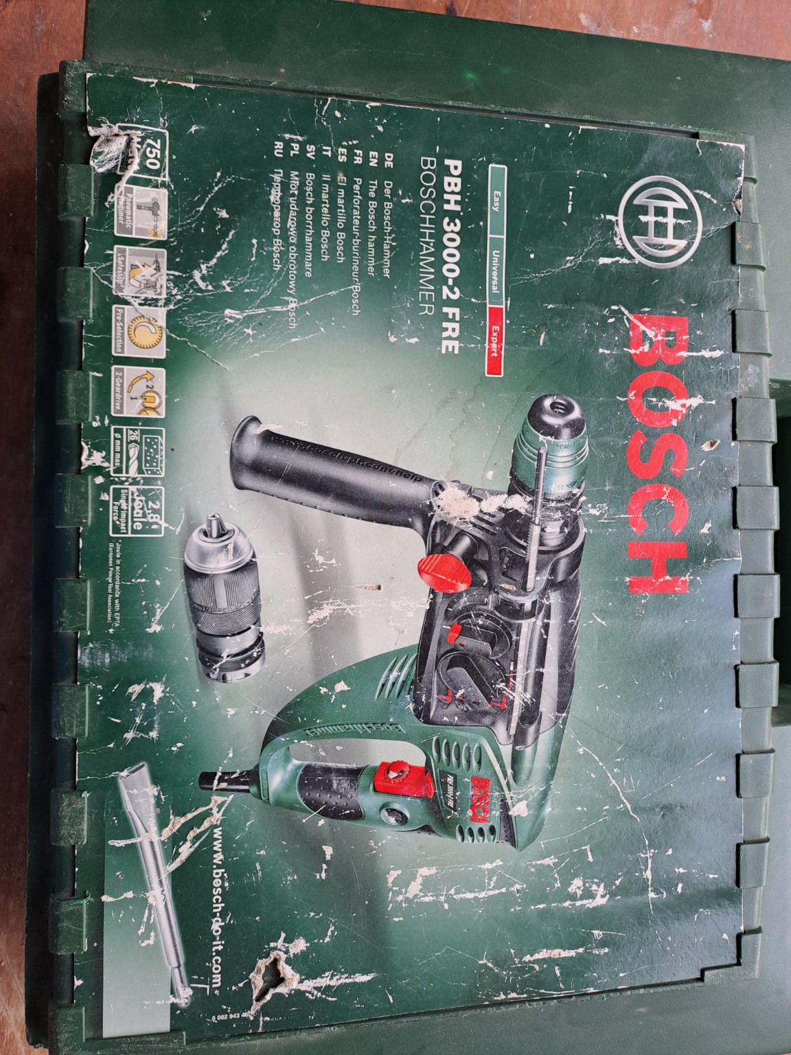Rental Perforateur between individuals (54)