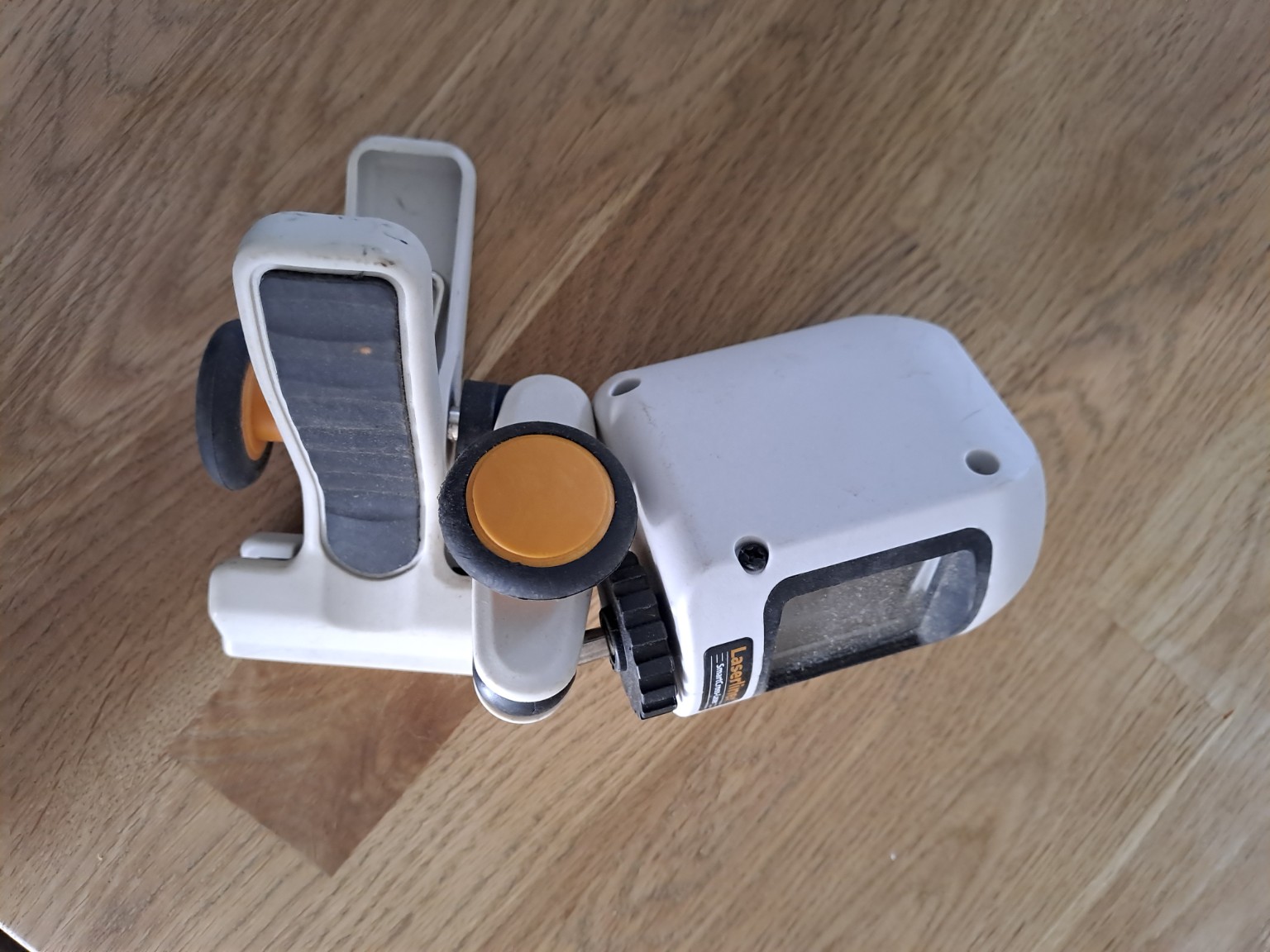 Rental Niveau laser between individuals (54)