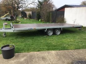 Location : remorque Location : remorque