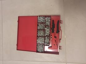 Location : pince a rivet Location : pince a rivet