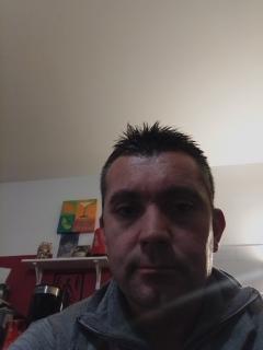 Service : montage de meubles Service : montage de meubles