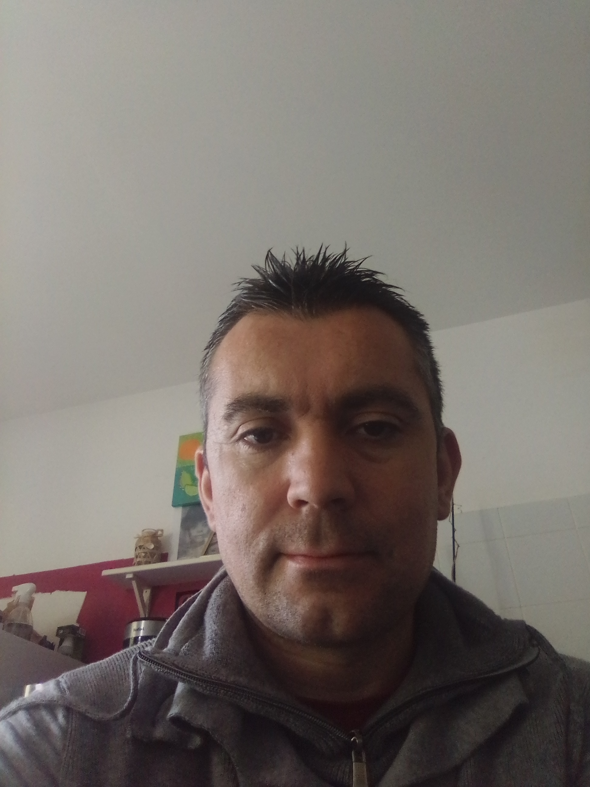 Service peintre 11 entre particuliers