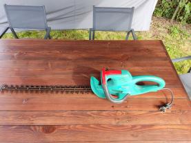 Location : taille haie Location : taille haie