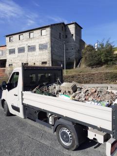 Location : camion camionnette Location : camion camionnette