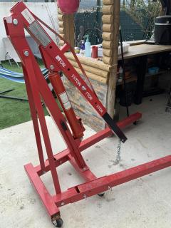 Location : chevre levage Location : chevre levage