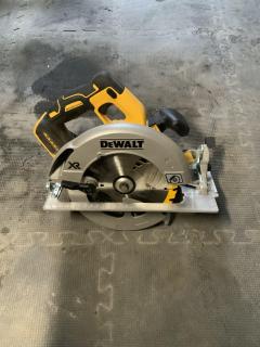 Location : scie Location : scie