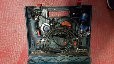 Location : perforateur Location : perforateur