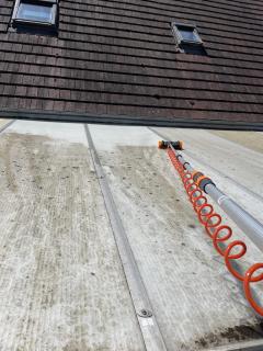 Service : nettoyage toiture Service : nettoyage toiture