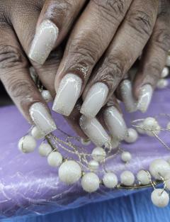 Service : pose de vernis Service : pose de vernis