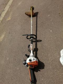 Location : debroussailleuse Location : debroussailleuse