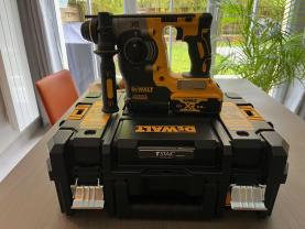 Location : perforateur Location : perforateur