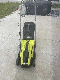 Location : tondeuse Location : tondeuse