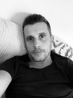 Service : electricien Service : electricien