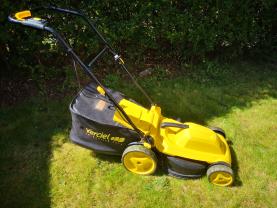 Location : tondeuse Location : tondeuse