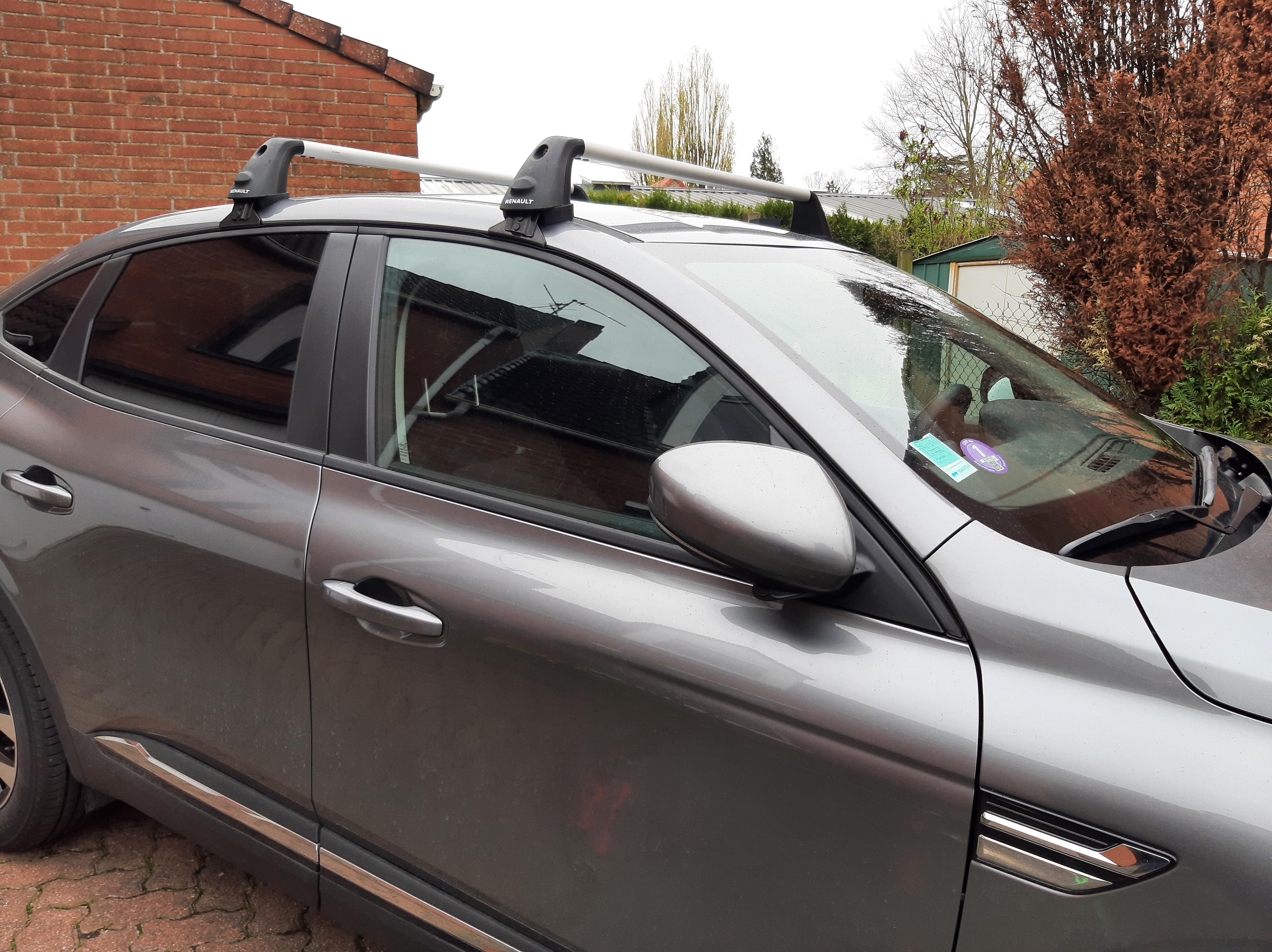 Location : barres de toit Location : barres de toit