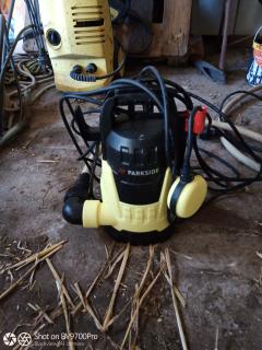 Location : pompe Location : pompe