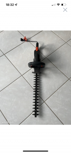 Location : taille haie Location : taille haie