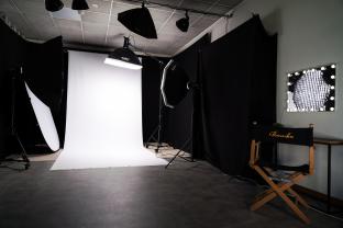 Location : salle de reunion Location : salle de reunion