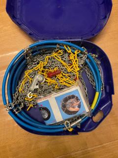 Location : chaine a neige Location : chaine a neige