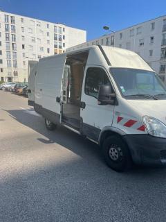 Location : fourgon Location : fourgon