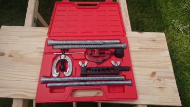 Location : cintreuse Location : cintreuse