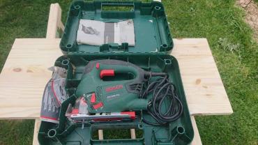 Location : scie sauteuse Location : scie sauteuse