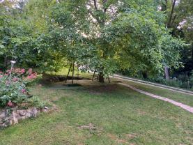 Location : autre Location : autre