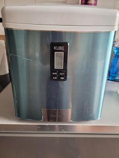 Location : machine a glacons Location : machine a glacons