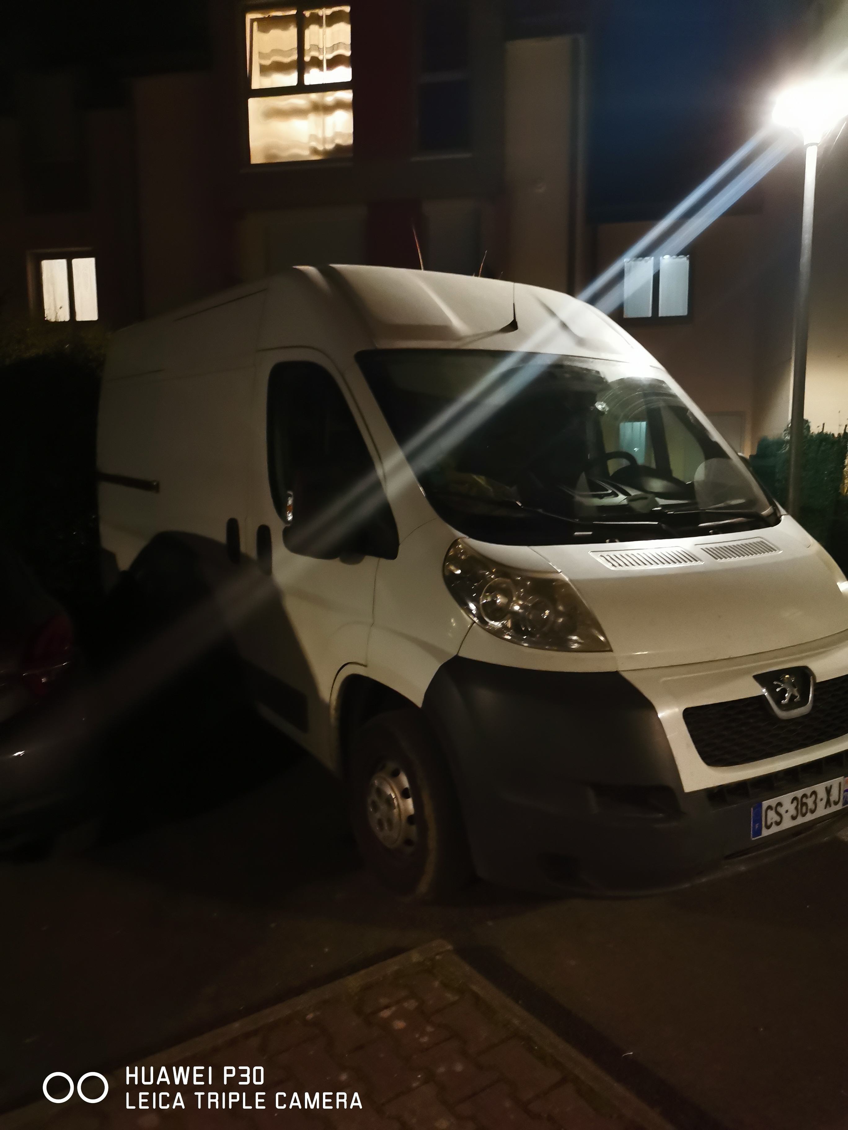 Service avec fourgon 49 entre particuliers