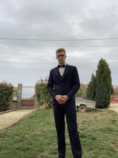 Location : costume Location : costume