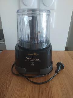 Location : robot multifonctions Location : robot multifonctions