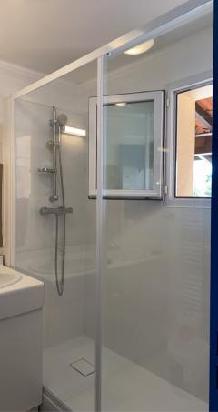 Service : multi services Service : multi services